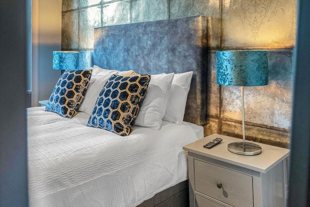 Boutique Modern Royal Mile Apartment Sleeps 4 エディンバラ エクステリア 写真