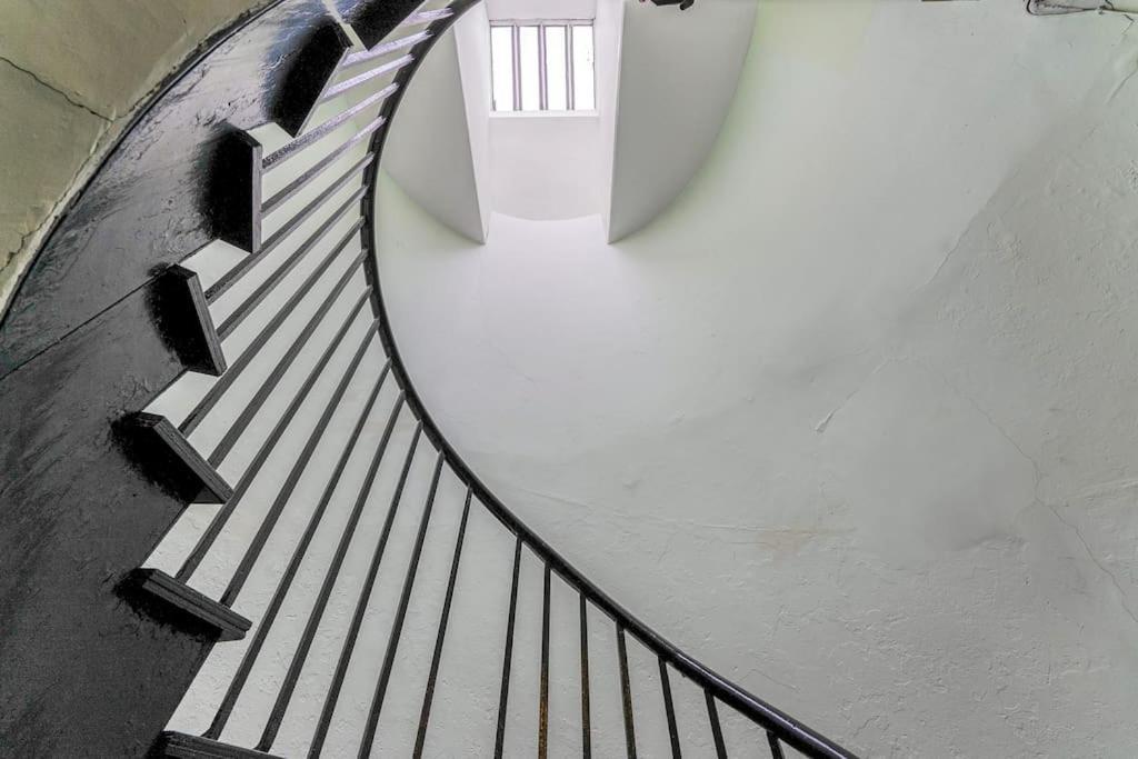 Boutique Modern Royal Mile Apartment Sleeps 4 エディンバラ エクステリア 写真