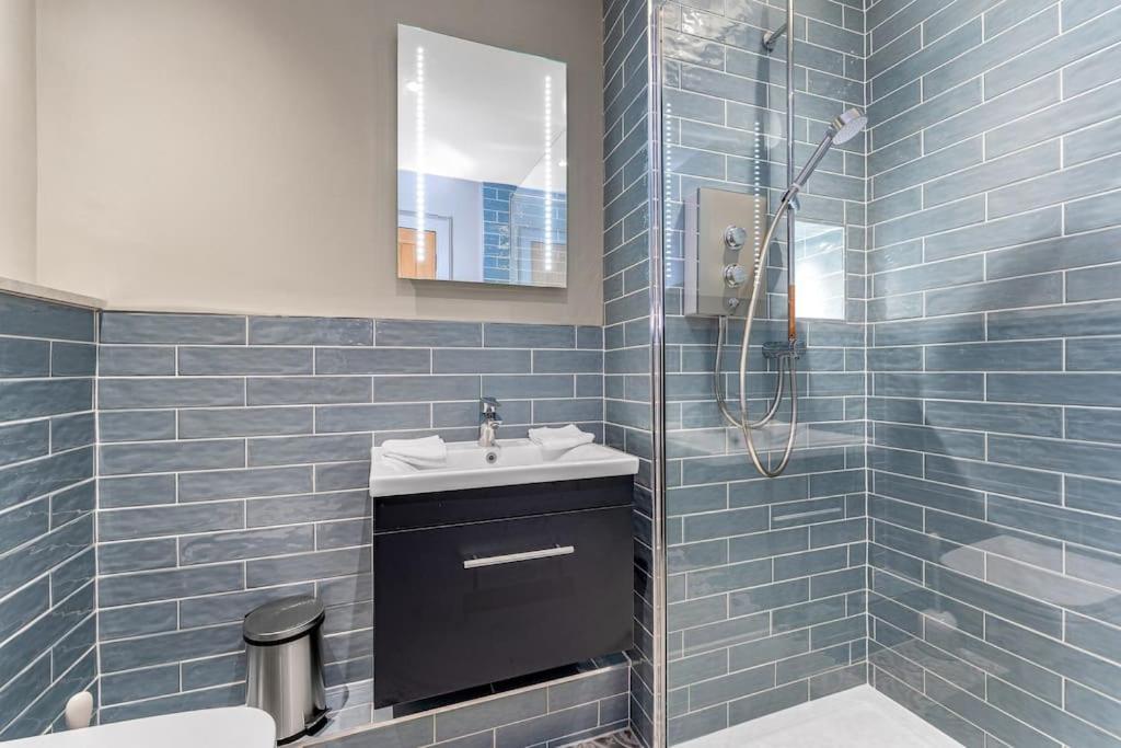 Boutique Modern Royal Mile Apartment Sleeps 4 エディンバラ エクステリア 写真
