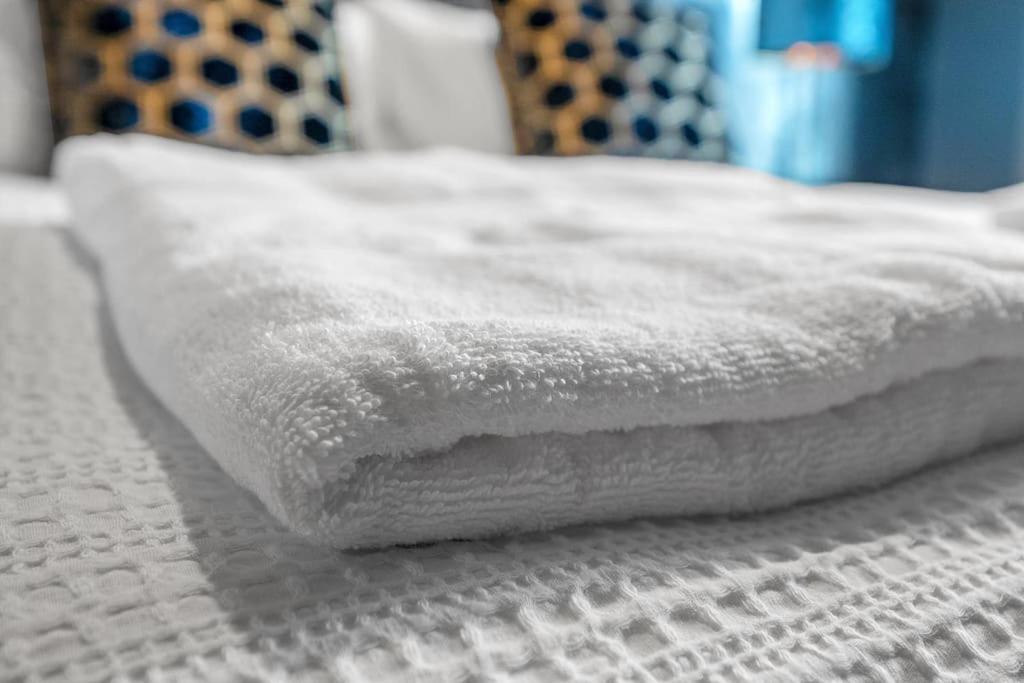Boutique Modern Royal Mile Apartment Sleeps 4 エディンバラ エクステリア 写真