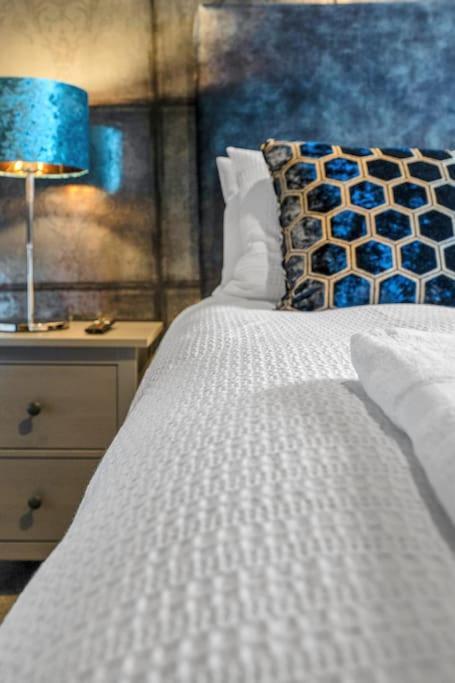 Boutique Modern Royal Mile Apartment Sleeps 4 エディンバラ エクステリア 写真