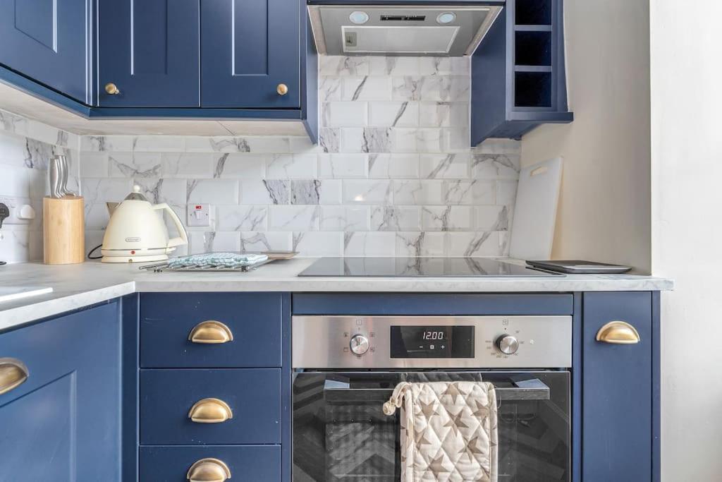 Boutique Modern Royal Mile Apartment Sleeps 4 エディンバラ エクステリア 写真